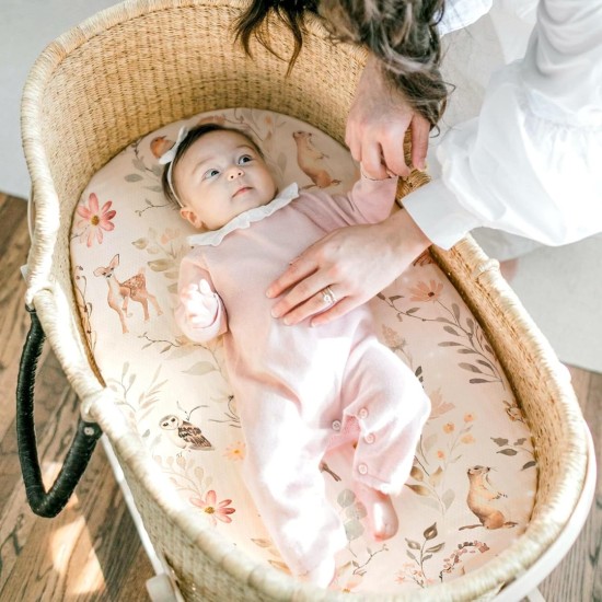 Stretchy Ultra Soft Fitted Bassinet Sheet Set 2 Pack, Universal Fit for Bassinets Baby Cradle Moses Basket Oval Rectangle Mattress Safe and Snug